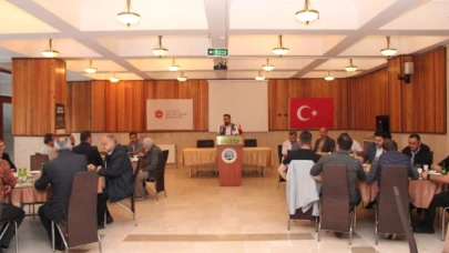 MÜFTÜ AYVAZ, HAL ESNAFI İLE YEMEKTE BULUŞTU