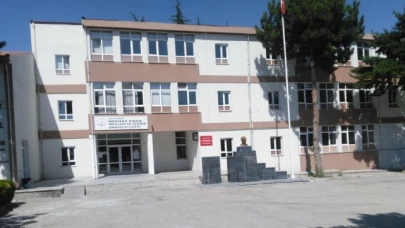 OKULLAR YARIN TATİL Mİ?