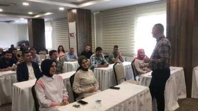 ÖZEL İDARE PERSONELİNE GELİŞİM SEMİNERİ VERİLDİ
