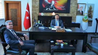 ÖZER’DEN BRİFİNG ALDI
