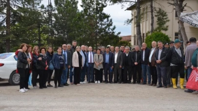 SORUNLARI DİNLEYİP ÇÖZÜMLERİNİ ANLATTI
