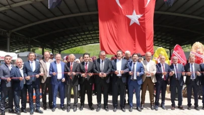 Taşova Belediyesi Yöresel Halk Pazarı'nın Açılışı Yapıldı