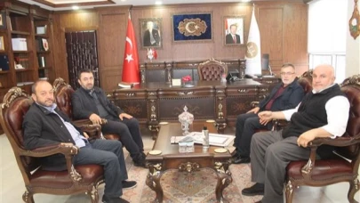 TDV Genel Müdürü, Ayvaz'ı Ziyaret Etti