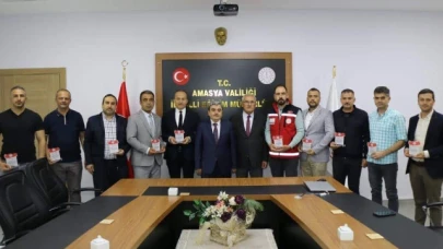 Türkmen'den MEB AKUB Ekibine Plaket