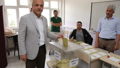ÜÇOK OYUNU KULLANDI