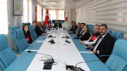 VALİ KOMİSYONA BAŞKANLIK ETTİ