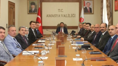 Vali Masatlı, Kamu Hizmetleri Değerlendirme Toplantısına Başkanlık Etti