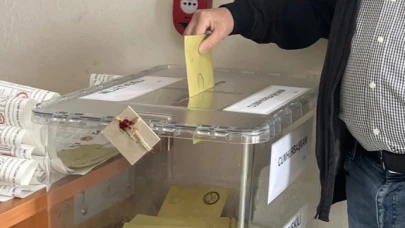 YURT DIŞI OY KULLANMA İŞLEMİ DEVAM EDİYOR