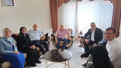 ÇİLEZ’DEN ŞEHİT AİLELERİNE ZİYARET