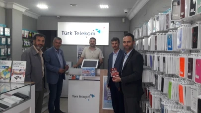 DİN GÖREVLİLERİ TANITIM İÇİN SAHADA