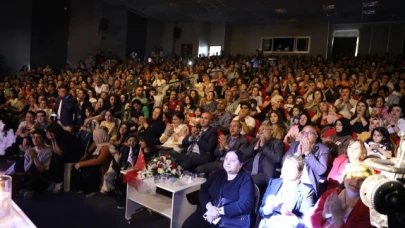 DİNLEYİCİLER TÜRKÜLERE DOYDU