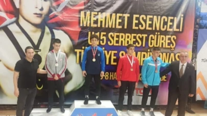 ENES KAVLU TÜRKİYE ŞAMPİYONU