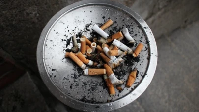 GEÇ UYUYAN İNSANLARIN SİGARA VE ALKOL TÜKETİMİ DAHA ERKEN ÖLÜM GETİRİYOR!