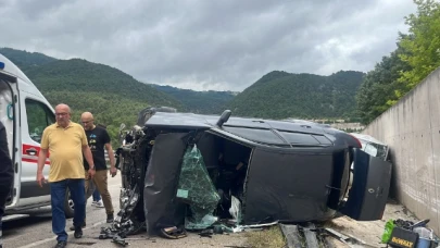 Kazada biri polis memuru 6 kişi yaralandı