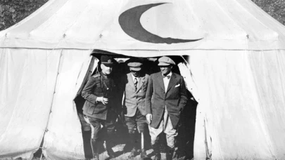 KIZILAY 156 YAŞINDA