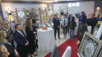 MERZİFON ADEM İLK SERGİSİNİ AÇTI