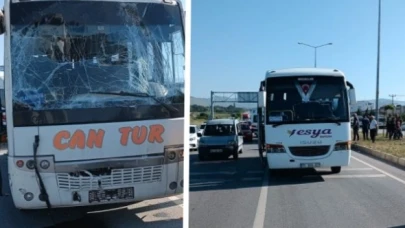 MERZİFON'DA SERVİS ARAÇLARI ÇARPIŞTI 12 YARALI!
