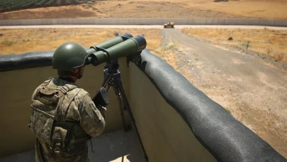 PKK'LI TERÖRİST SINIRDA YAKALANDI
