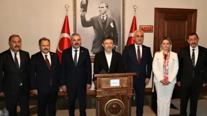 Tarım ve Orman Bakanı Yumaklı'dan orman yangınlarına karşı uyarı
