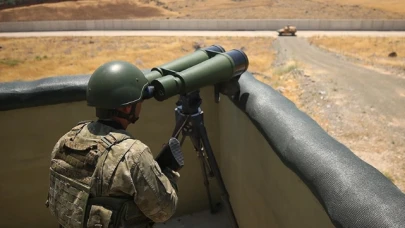 Türkiye'ye girmeye çalışan PKK'lı terörist Suriye sınırında yakalandı