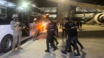 Uyuşturucu Tacirlerine Yönelik Operasyonda 2'si Kırmızı Bültenle Aranan 34 Şüpheli Yakalandı
