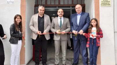 YIL SONU SERGİSİ AÇILDI