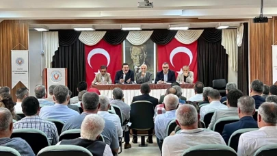 Ak Parti Milletvekilleri Merzifon'da Muhtarlarla buluştu