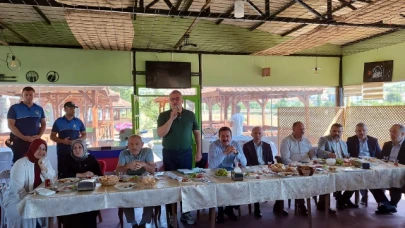 Ak Parti Milletvekilleri Taşova'da Muhtarlarla bir araya geldi