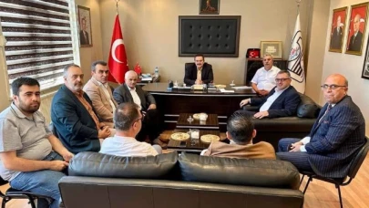 Ak Parti Milletvekillerinden Bayrakdar'a ziyaret