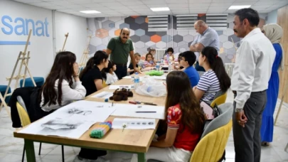Altınöz'den Halk Eğitim Merkezine Ziyaret 