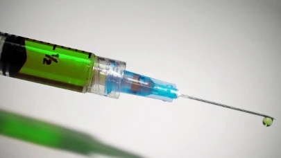Alzheimer'ın etkilerini azaltacağı düşünülen aşının ilk deney sonuçları açıklandı