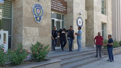 Amasya'da Kendini Avukat Tanıtan Dolandırıcılar Tutuklandı