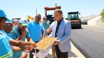 Başkan Üçok, "Asfaltsız ve Parkesiz Yer Kalmayacak"