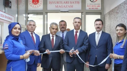 Çorum Adliyesinde İşyurtları Satış Mağazası Açıldı