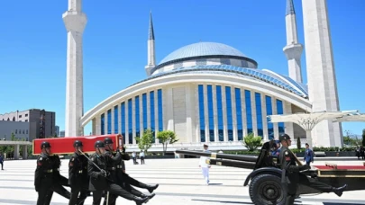Hayatını kaybeden Tuğgeneral Kaya son yolculuğuna uğurlandı