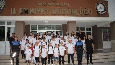 İl Emniyet Müdürlüğü Çocukları İstanbul'a Götürüyor