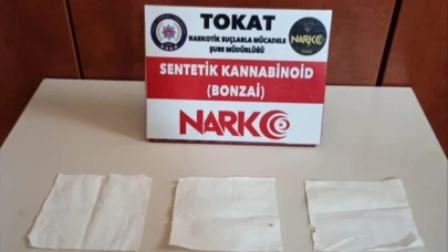 Kağıt mendile emdirilmiş uyuşturucuyla yakalanan şüpheli tutuklandı