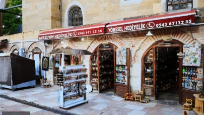 Kara Mustafa Paşa Camii Altında Faaliyet Gösteren İşyeri Devren Kiralıktır
