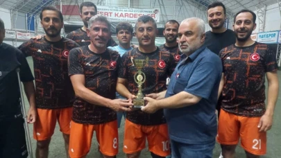 Kurumlar Ligi Şampiyonu Eğitimciler FK Oldu