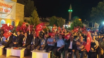 Merzifon'da 15 Temmuz Demokrasi ve Milli Birlik Günü Programı Gerçekleştirildi