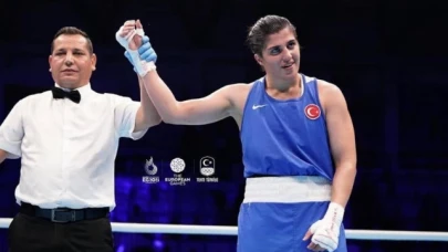 Milli boksör Busenaz Sürmeneli'den 3. Avrupa Oyunları'nda altın madalya