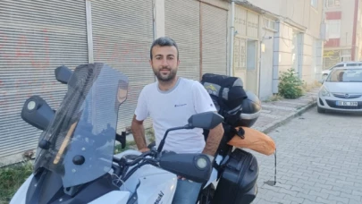 Motosikletiyle Türkiye’yi geziyor