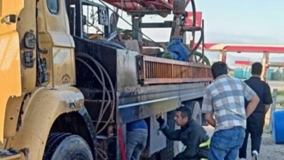 Park Halindeki Kamyon Yangından Dolayı Kullanılamaz Hale Geldi!