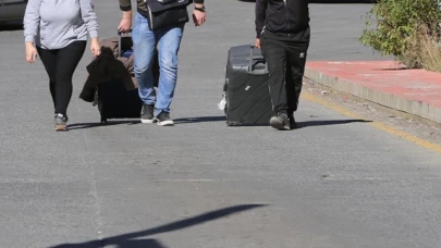 Türkiye'ye göç edenlerin sayısı 2022'de bir önceki yıla göre yüzde 33,2 azaldı