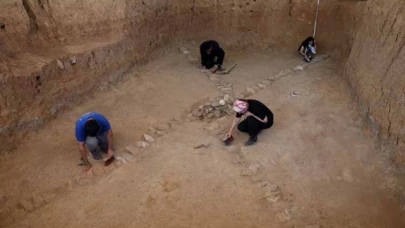 3 bin 300 yıllık yapı bulundu