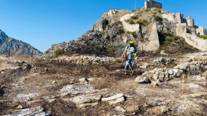 Amasya Harşena Kalesinde Temizlik Çalışması Başlatıldı