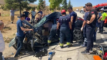 Cenaze dönüşü kaza: 2 ölü, 2 yaralı