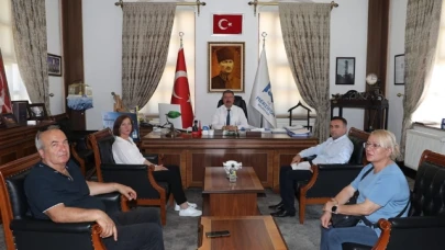 Çevik ve ekibinden nezaket ziyareti
