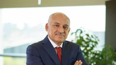 “Futbol coşkusunun yaşandığı ve yaşatıldığı bir sezon temenni ediyorum”