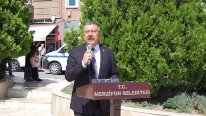 ‘İnsanlar gelip geçiyor, eserleri ile anılıyor’